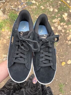 Puma sneakers